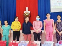 Nông Sơn tổ chức ngày hội tình nguyện phòng chống rác thải thựa và tuyên dương Câu lạc bộ, đội, nhóm tình nguyện năm 2023