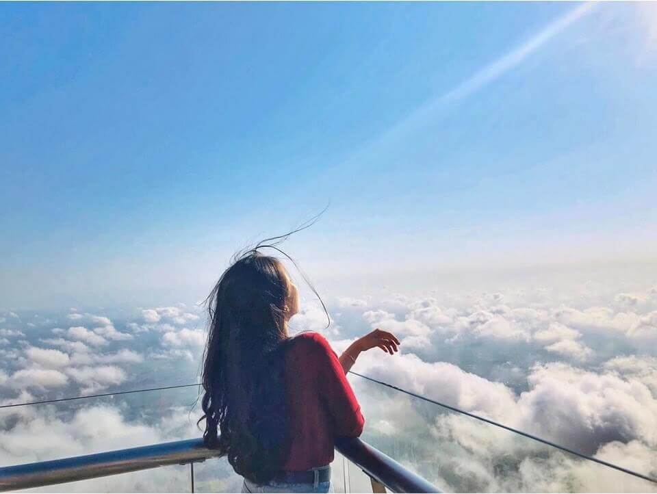 Chóp Đỉnh núi Bà Đen