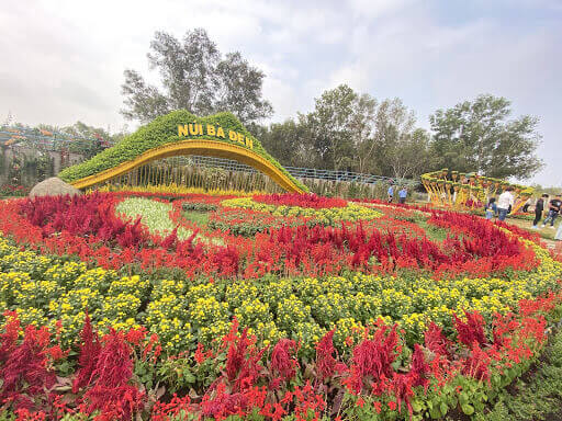 Núi Bà Đen Tây Ninh