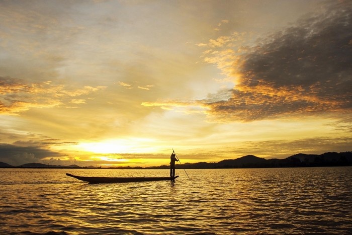 Ngắm nhìn cảnh đẹp thiên nhiên thơ mộng, trữ tình