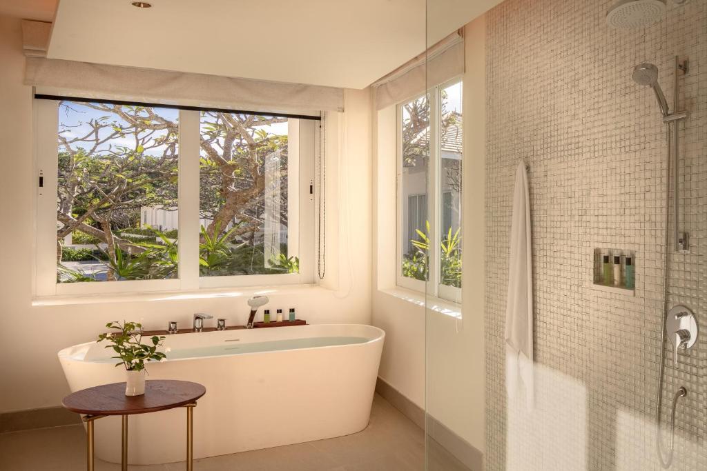 Azerai Ke Ga Bay- Resort Nghỉ Dưỡng Xanh Bên Bờ Biển