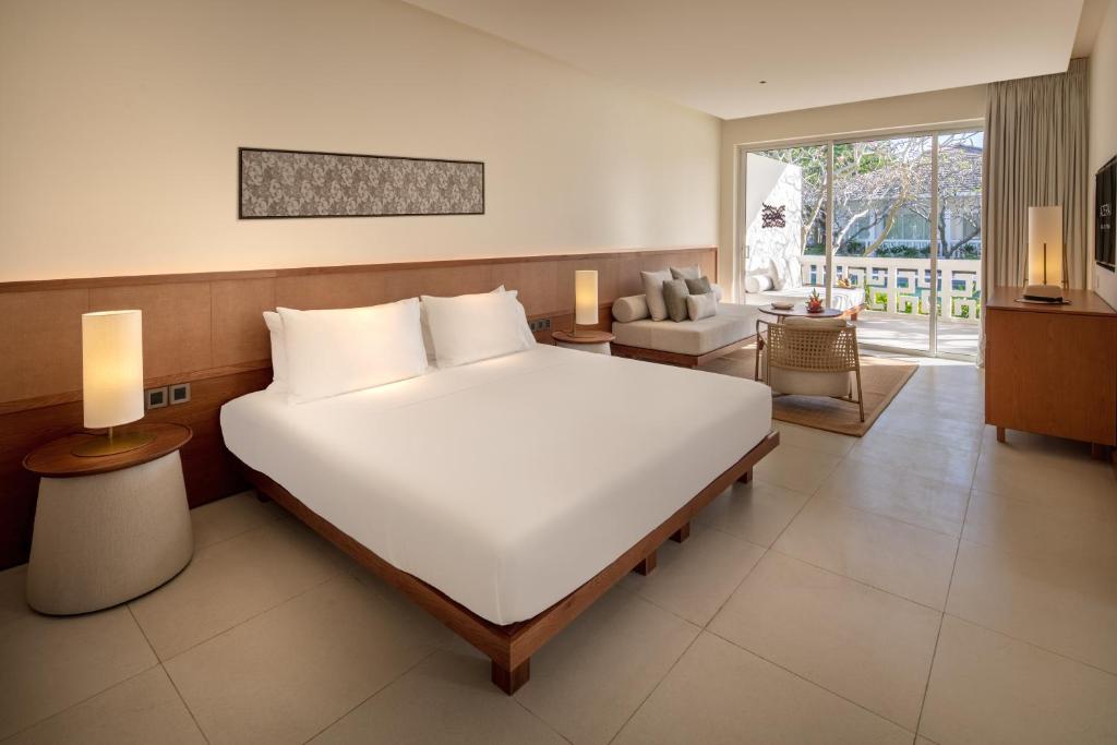 Azerai Ke Ga Bay- Resort Nghỉ Dưỡng Xanh Bên Bờ Biển