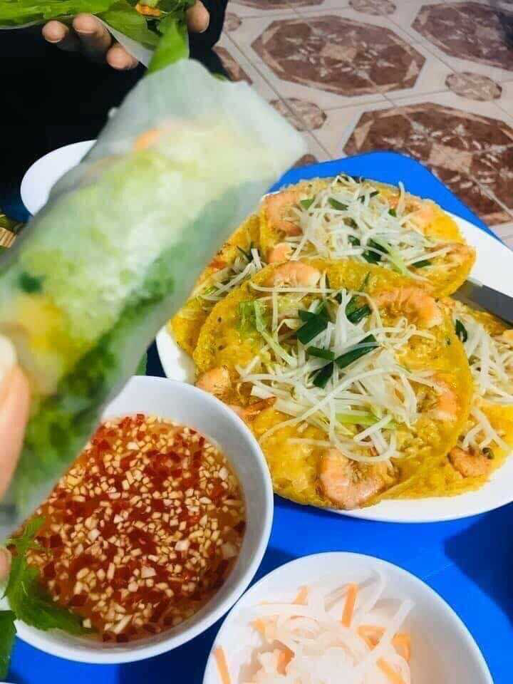 bánh xèo tôm nhảy