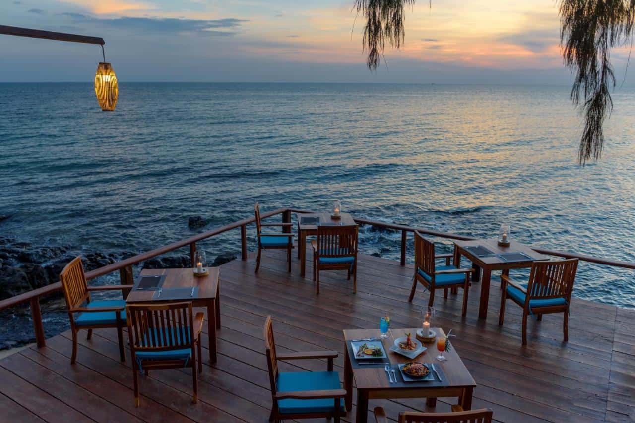 camia resort spa 18