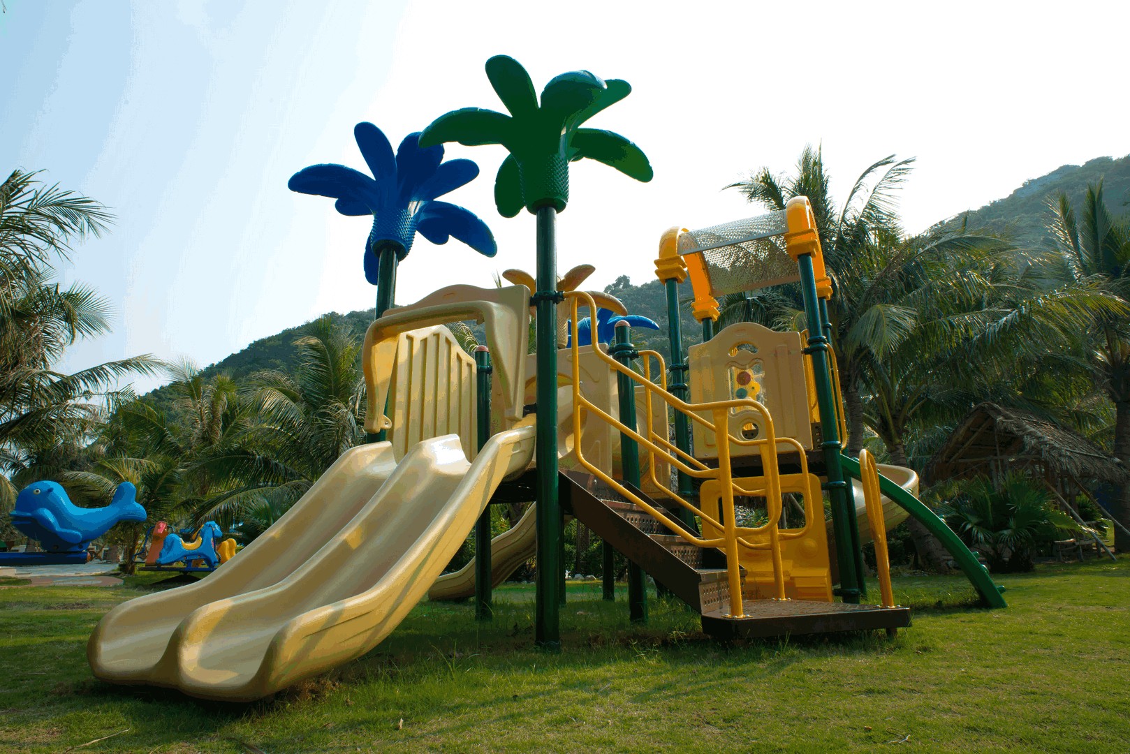 catba island resort spa 19