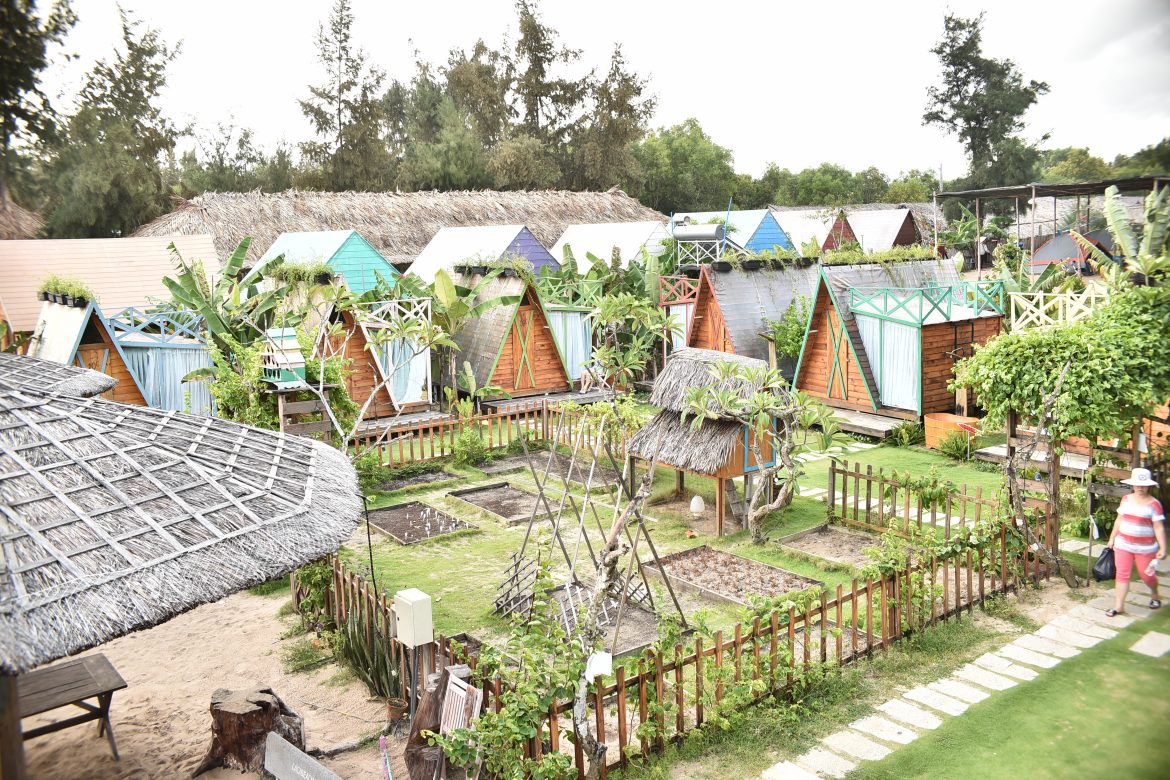 https://Review Coco Beach Lagi Bình Thuận - Xứ sở đầy màu sắc.com/review-cong-troi-tam-dao-chi-tiet-tu-a-z-nam-2022/