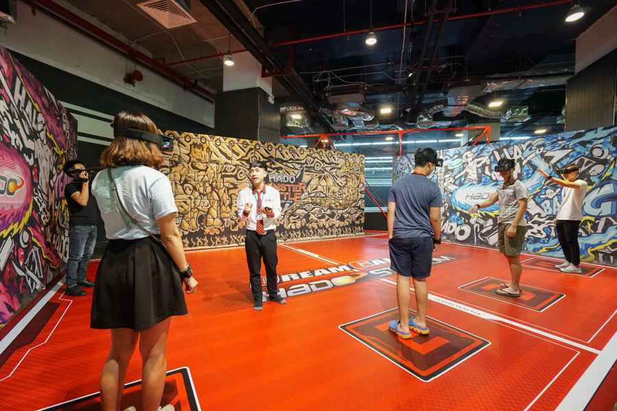 Giải trí ở khu vui chơi Dream Games Royal City Hà Nội