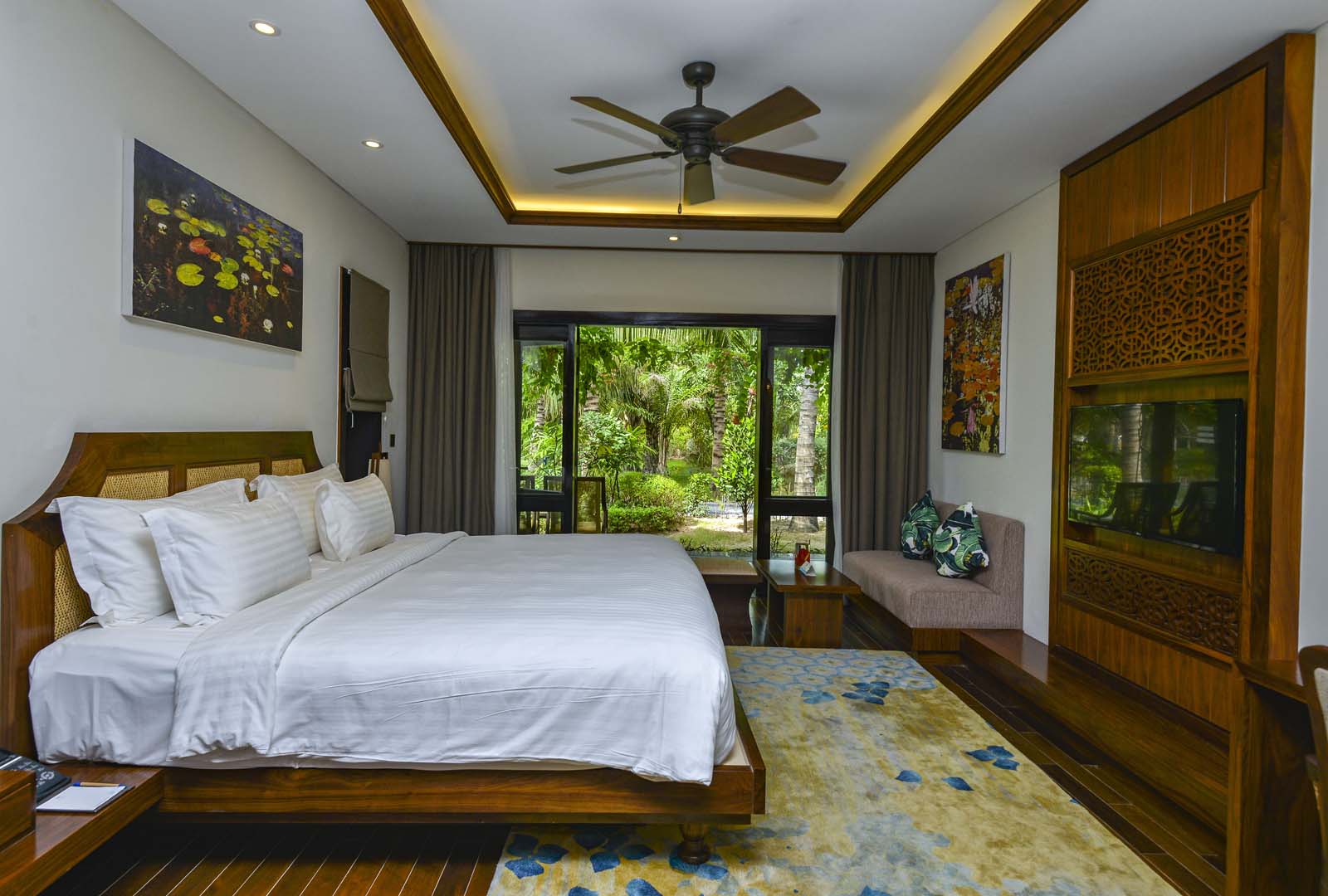 Duyên Hà Resort Cam Ranh - Phong cách châu Âu độc đáo