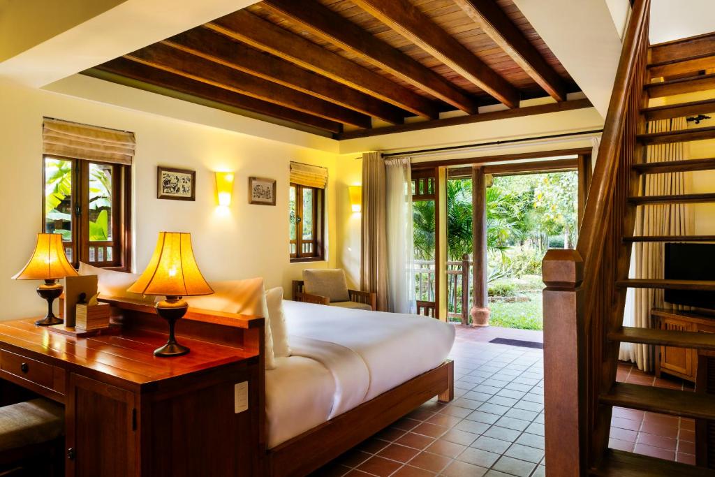 Emeralda Ninh Bình – Trở Về Ký Ức Của Làng Quê Bắc Bộ Xưa