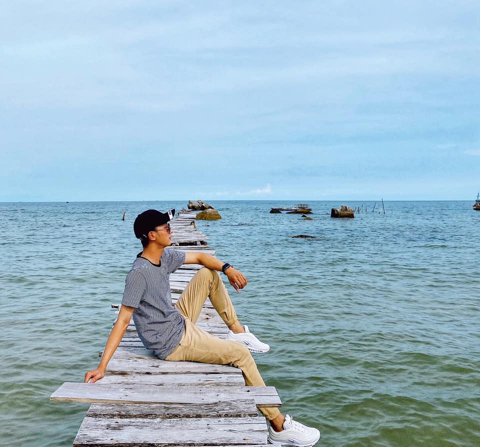 Đến khu du lịch Hòn Đá Bạc