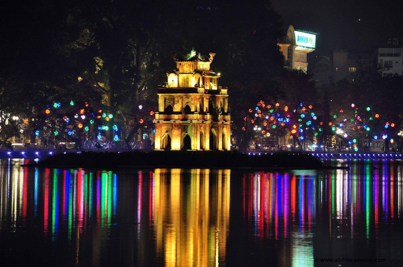 Phố đi bộ Hà Nội
