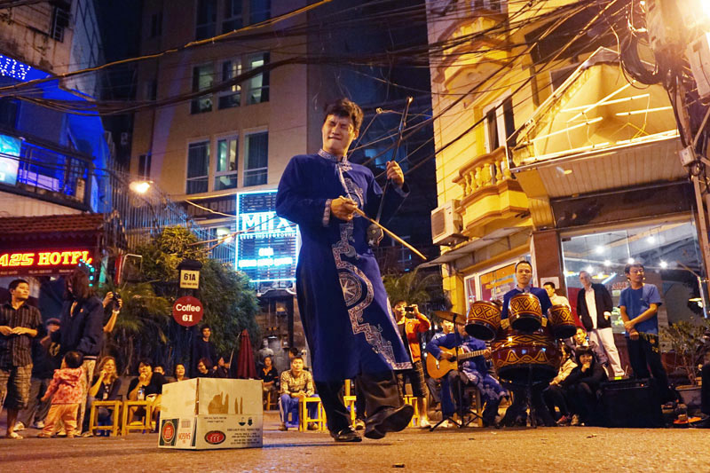 Phố đi bộ Hà Nội