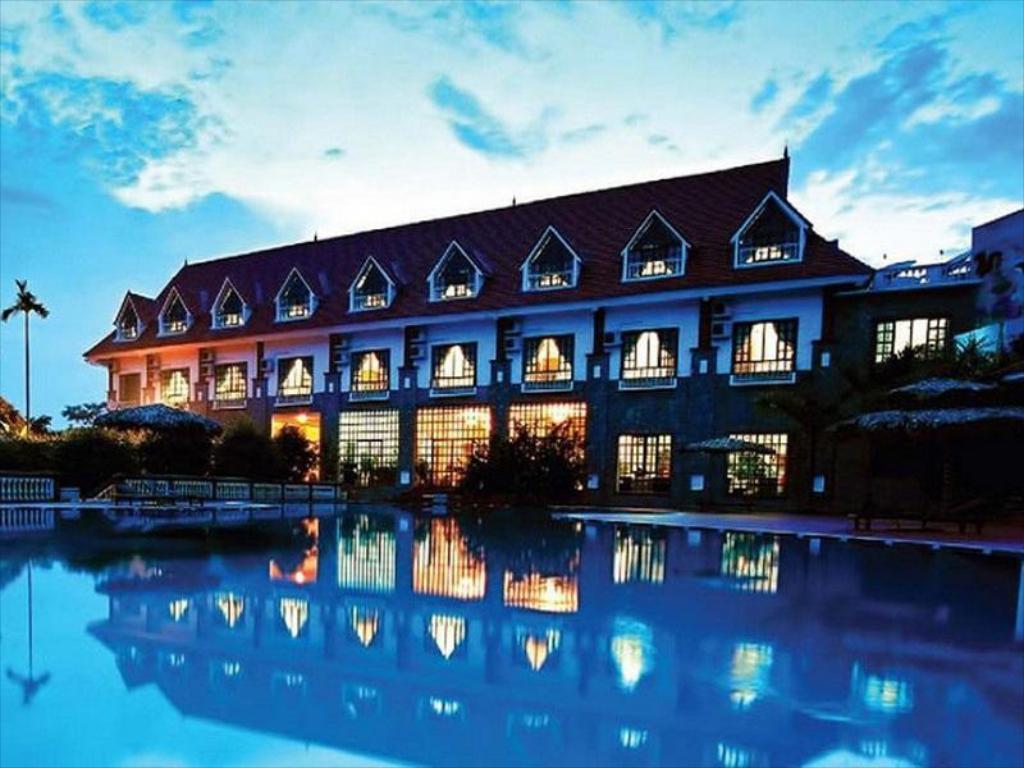 Top 15 resort Hòa Bình Mai Châu có hồ bơi view thung lũng