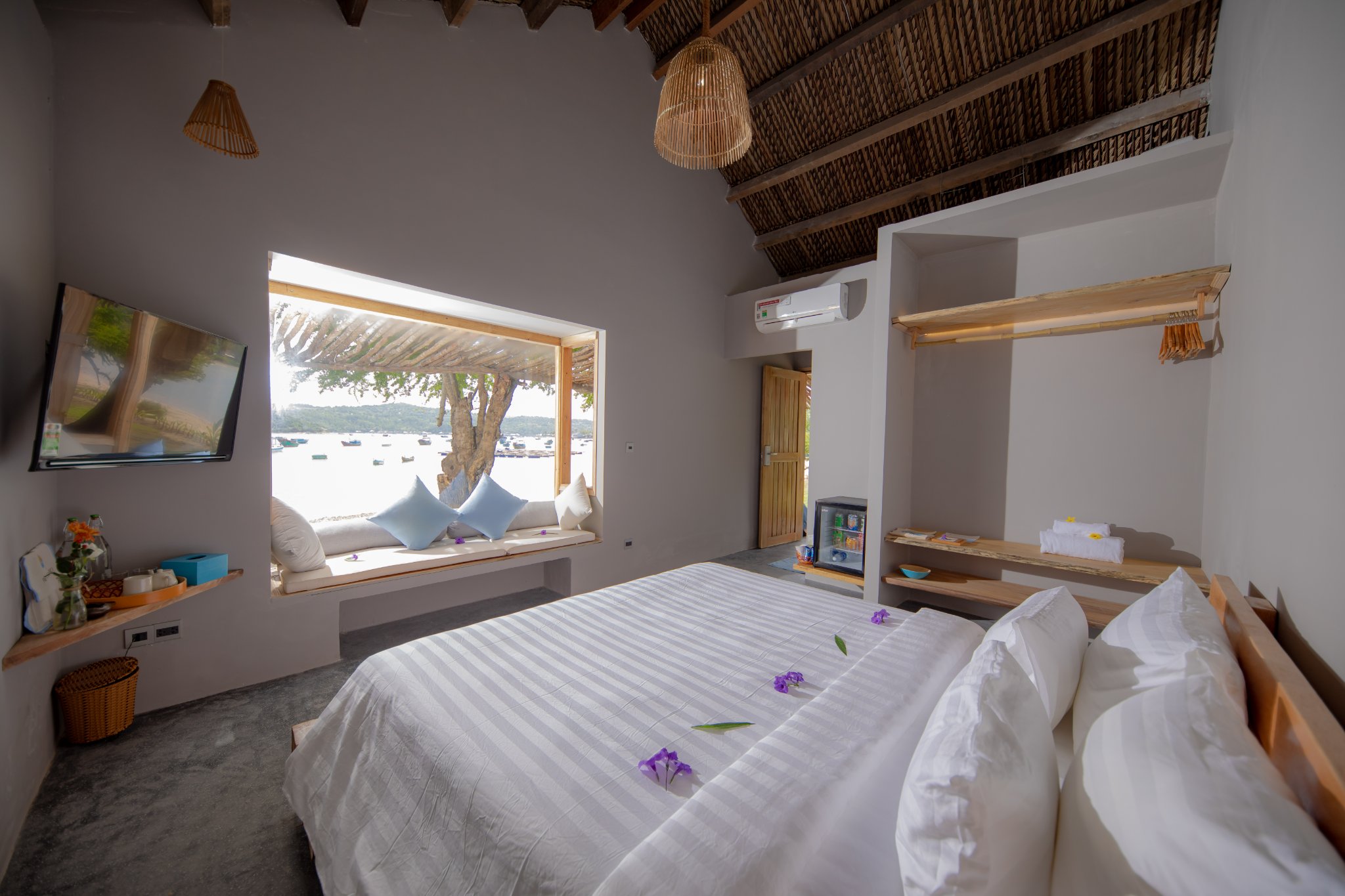 Top 10 Resort Phú Yên sát biển sang trọng chuẩn 4-5 sao