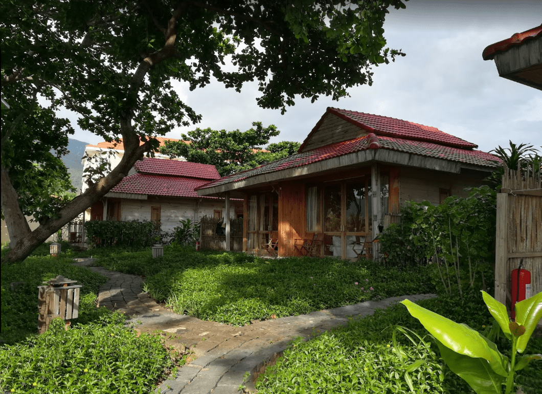 tan son nhat con dao resort 1