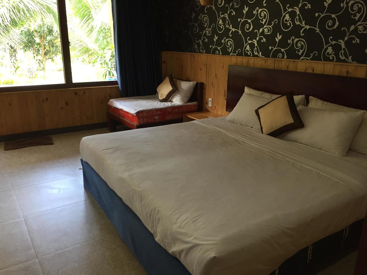 tan son nhat con dao resort 6