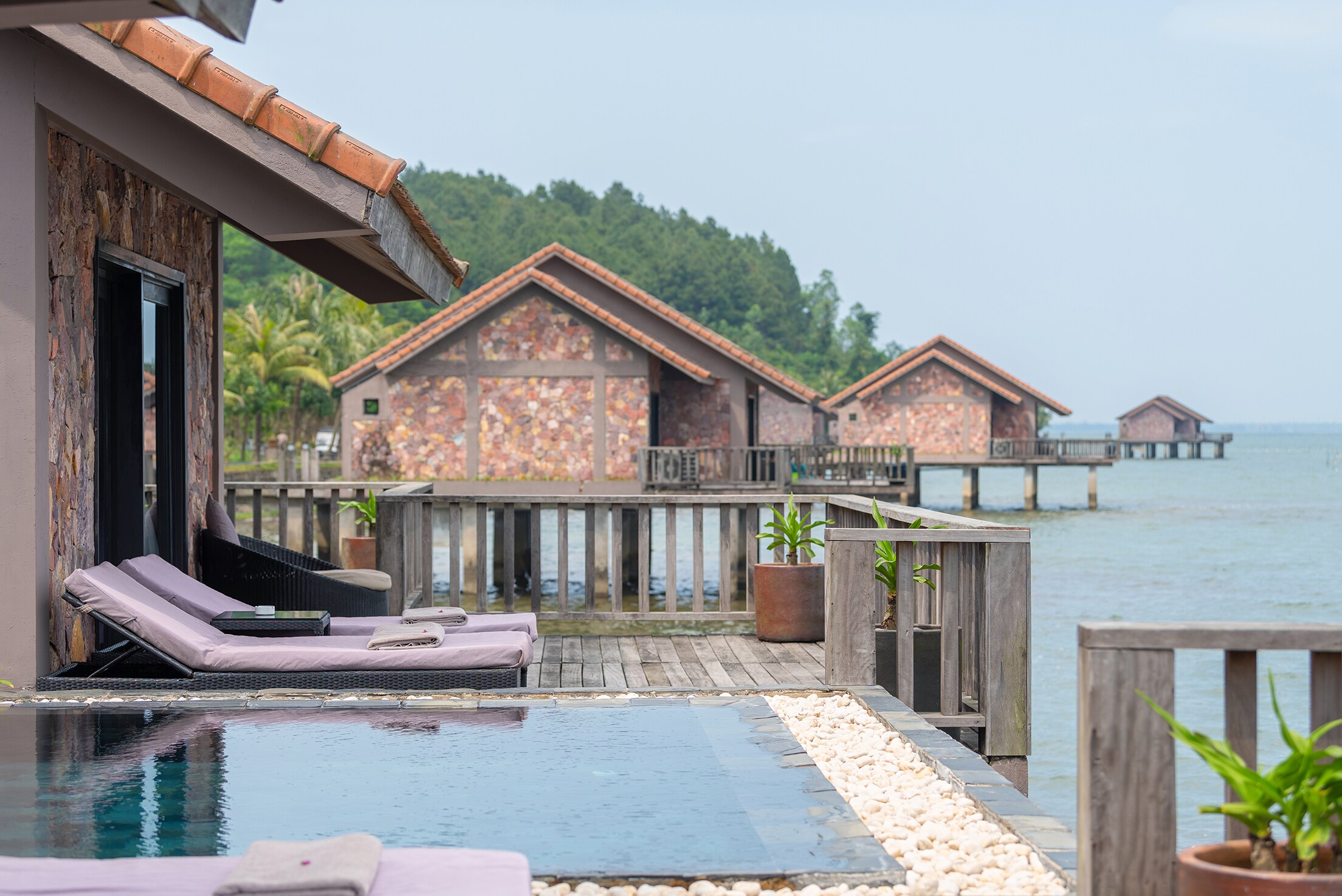 Vedana Lagoon Resort & Spa - Xứ Huế thu nhỏ trong lòng resort