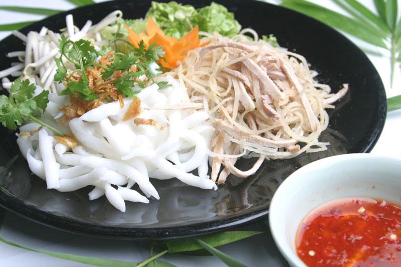 Đặc sản Bạc Liêu là gì - Bánh tằm Ngan Dừa Bạc Liêu