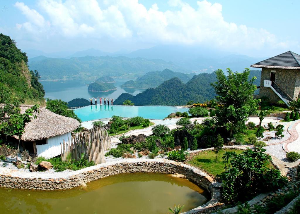 resort hoa binh mai chau 16
