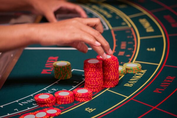 Baccarat 101: 3 Kỹ năng chơi dành cho người mới bắt đầu