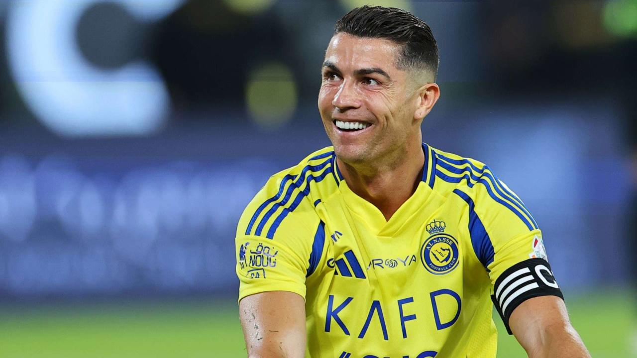 Cristiano Ronaldo calls on Al-Nassr to challenge Arsenal in Real Madrid  transfer raid - with CR7 desperate to win silverware after signing new  contract in Saudi Pro League | Goal.com