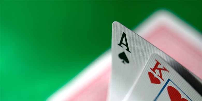 Blackjack là gì? Luật chơi và mẹo chơi blackjack và chiến thắng dễ dàng.