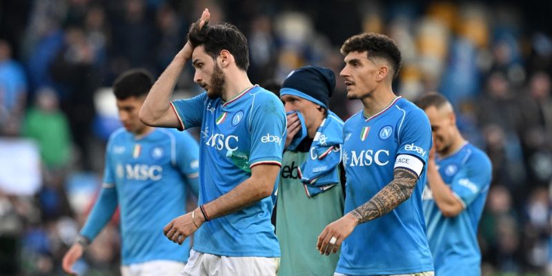 Naples và câu chuyện cổ tích ở Serie A