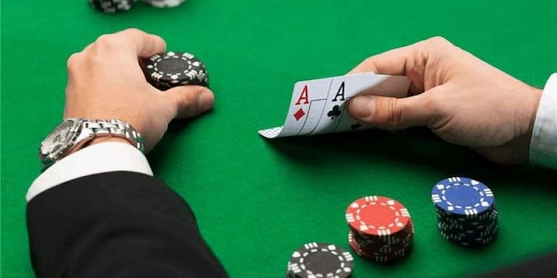 Làm thế nào để chơi Poker giỏi? Bí quyết để thắng lớn - manclubsite