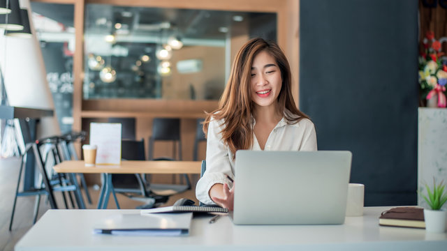Nhân viên nhập liệu làm gì? Nhập liệu có thực sự dễ không? - Blog Glints Việt Nam