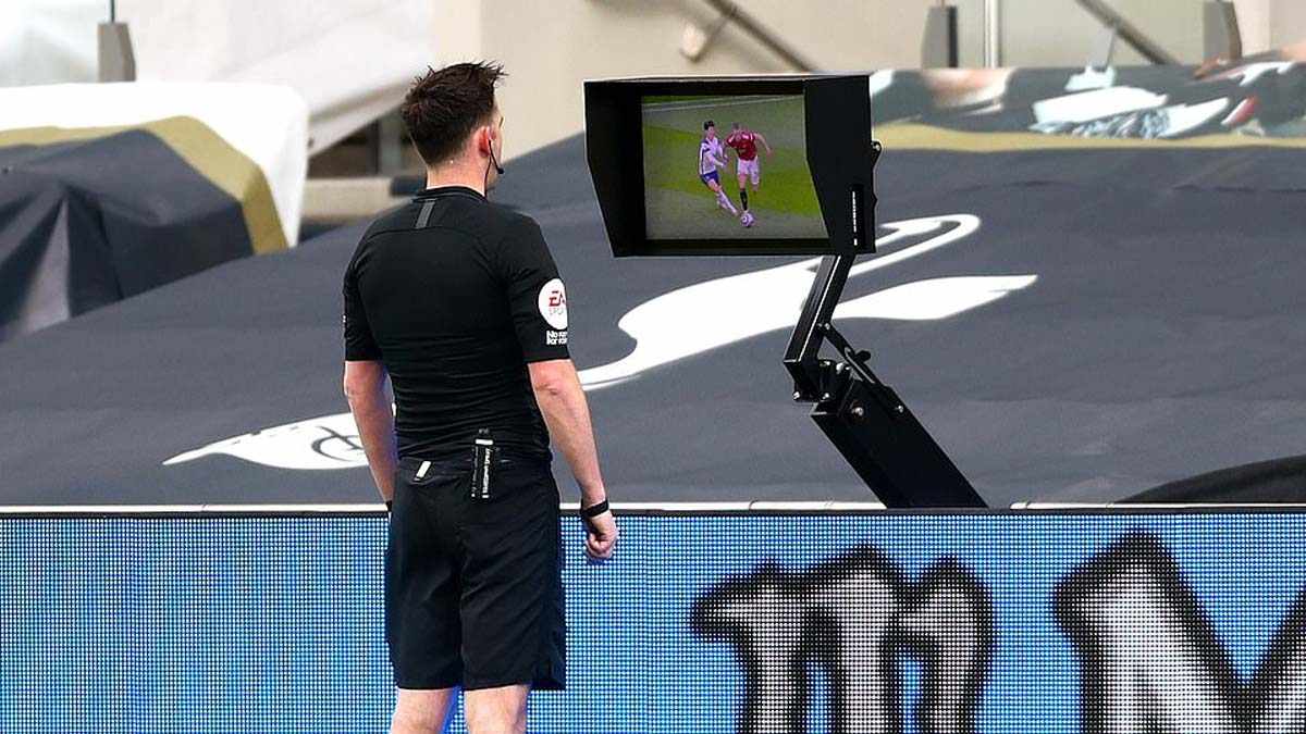 VAR là gì? Xem Var là gì trên Facebook, TikTok