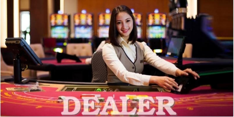 Dealer Là Gì? Khám Phá Bí Mật Nghề Nghiệp Của Dealer Casino