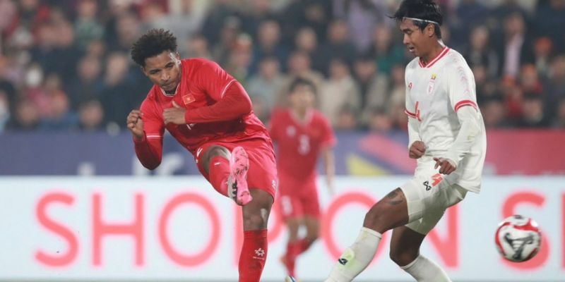 Điều chỉnh nhân sự hợp lý trong hiệp 2