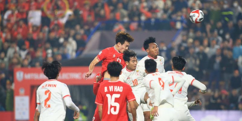 Phòng ngự bóng bổng ở cuối trận