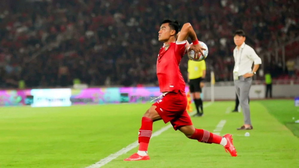 Luật Ném Biên Trong Bóng Đá: Quy Định Và Lỗi Thường Gặp