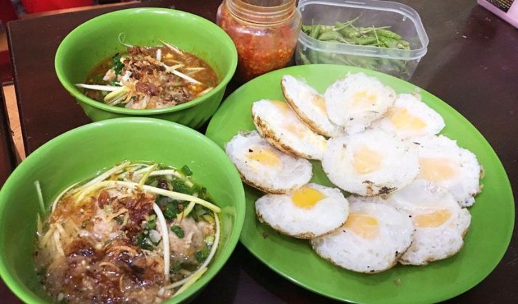 Bánh căn Nhà Chung Đà Lạt